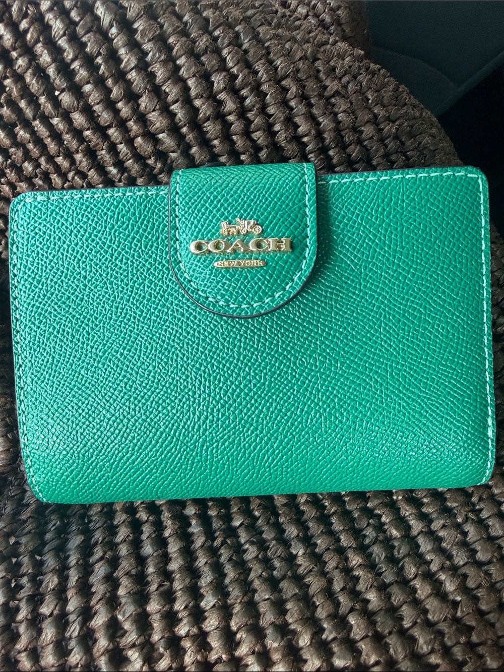 COACH  Green Textured Leather Card Wallet with Gold Logo